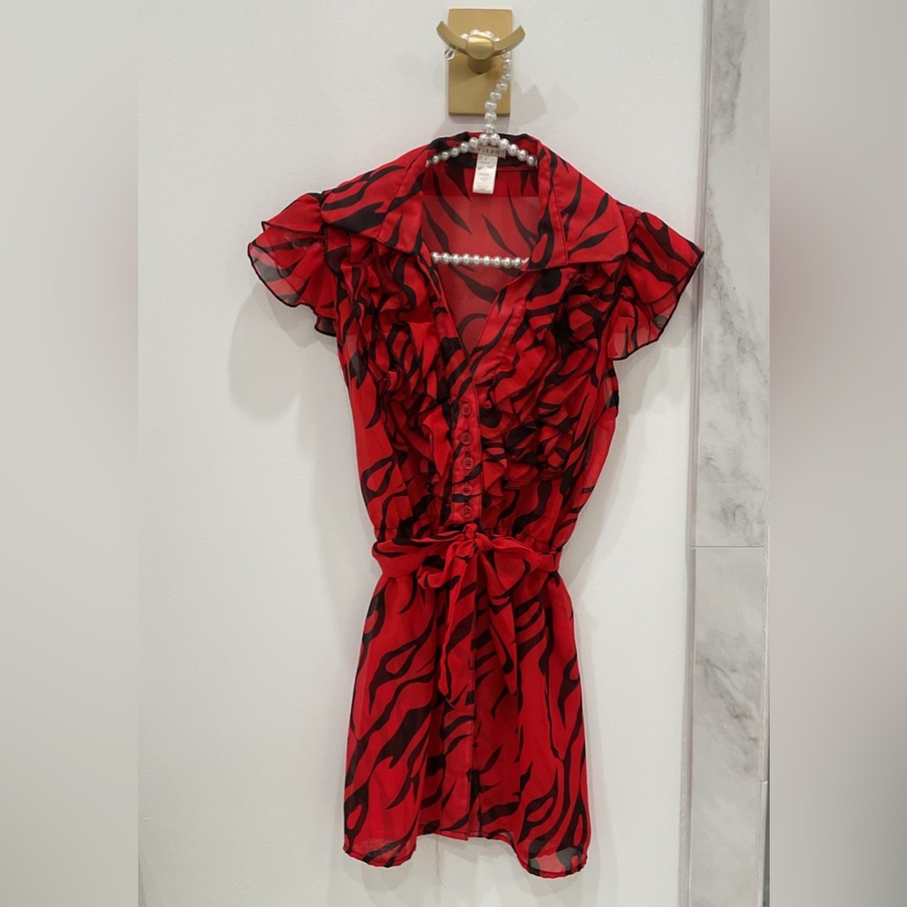 🔴VIXEN RUFFLED ZEBRA PRINT TOP🔴 - Picture 7 of 7
